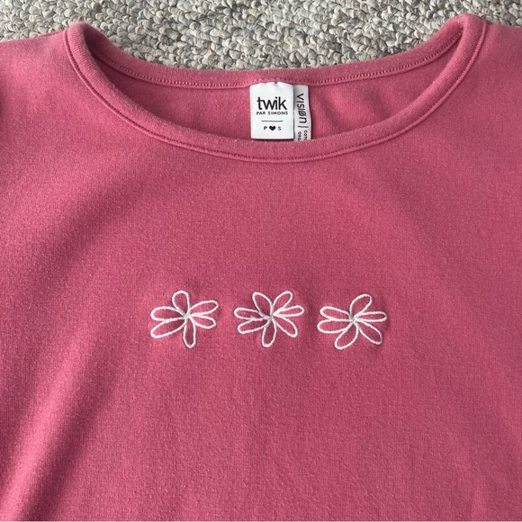 Pink Baby Tee 🎀 - Picture 2 of 4